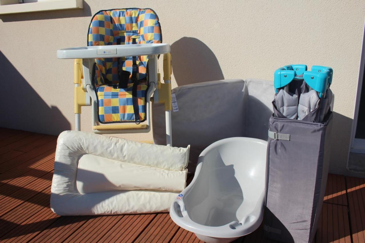 Agréable maison neuve, 5 personnes, piscine hors-sol privée du 15 juin à mi-septembre Moëlan-sur-Mer Esterno foto