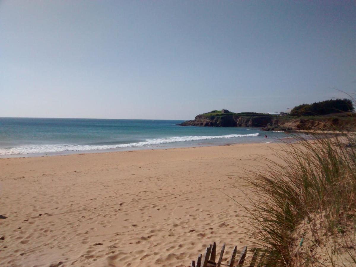 Agréable maison neuve, 5 personnes, piscine hors-sol privée du 15 juin à mi-septembre Moëlan-sur-Mer Esterno foto