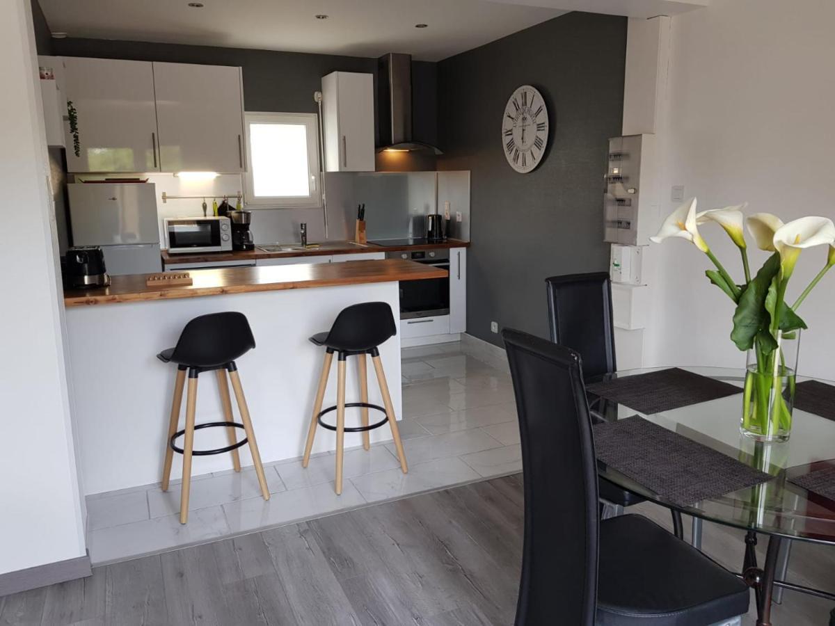 Agréable maison neuve, 5 personnes, piscine hors-sol privée du 15 juin à mi-septembre Moëlan-sur-Mer Esterno foto