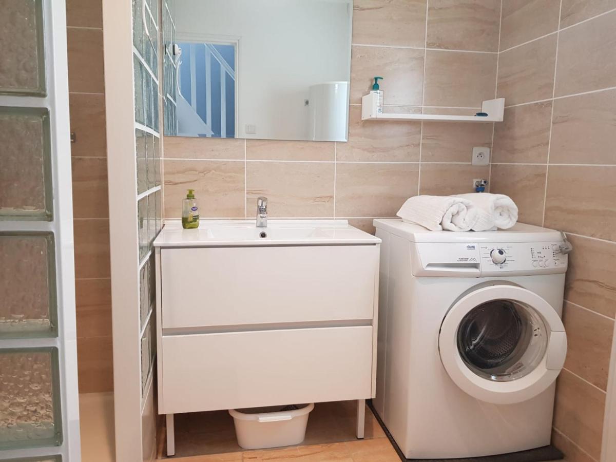 Agréable maison neuve, 5 personnes, piscine hors-sol privée du 15 juin à mi-septembre Moëlan-sur-Mer Esterno foto