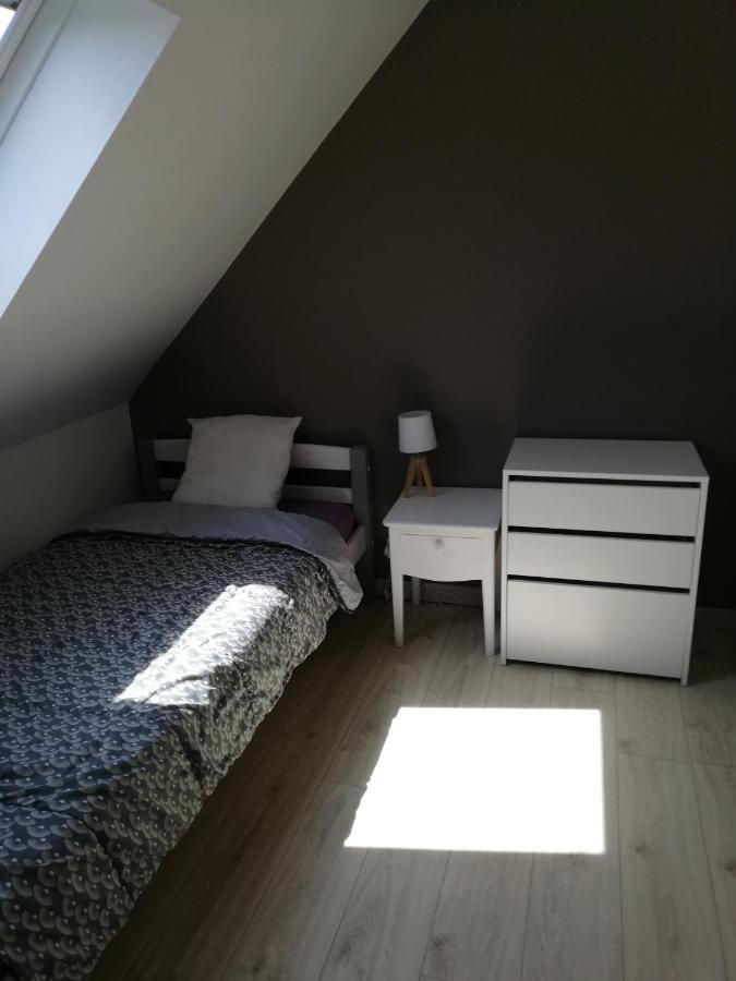 Agréable maison neuve, 5 personnes, piscine hors-sol privée du 15 juin à mi-septembre Moëlan-sur-Mer Esterno foto