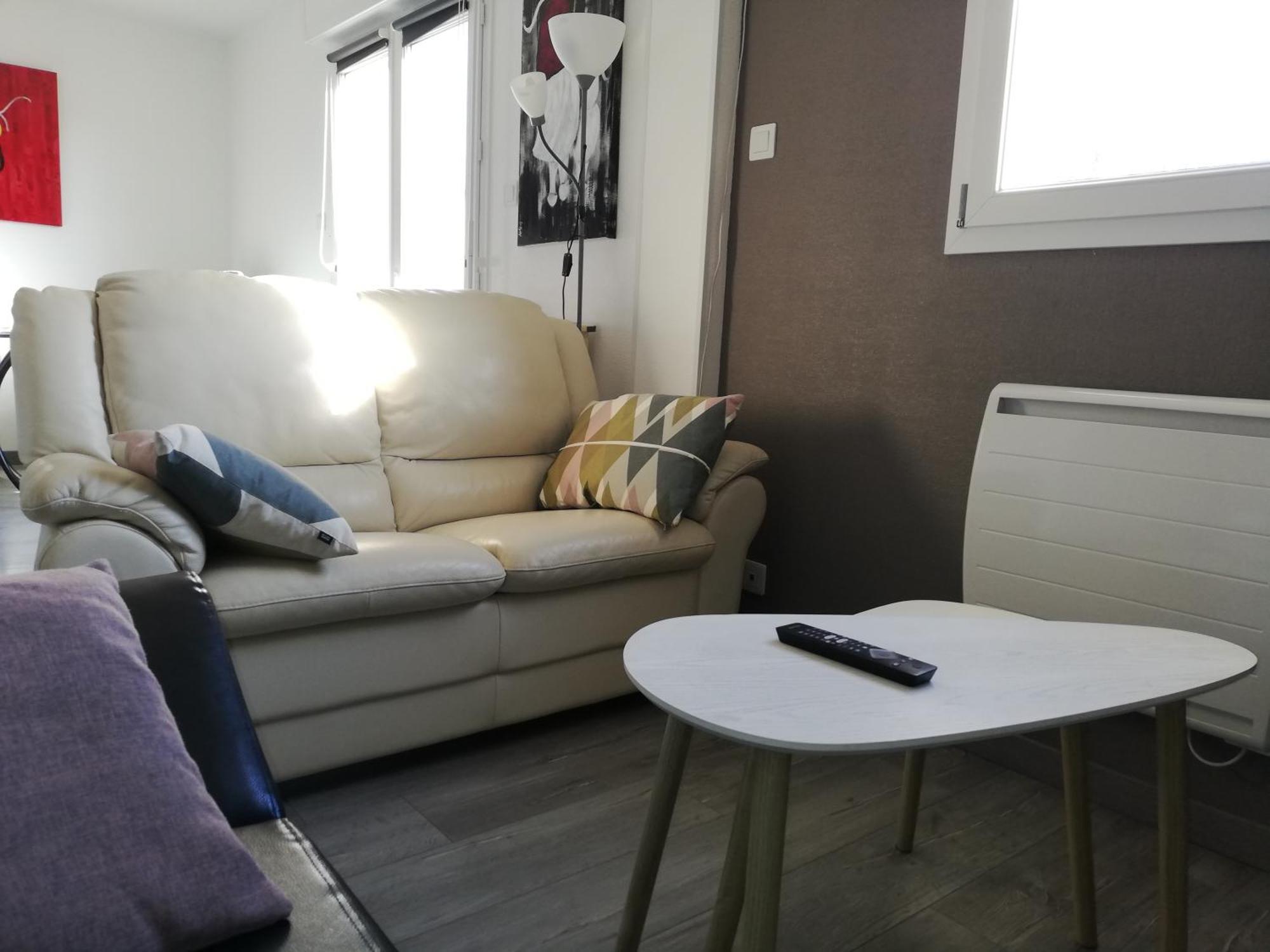 Agréable maison neuve, 5 personnes, piscine hors-sol privée du 15 juin à mi-septembre Moëlan-sur-Mer Esterno foto